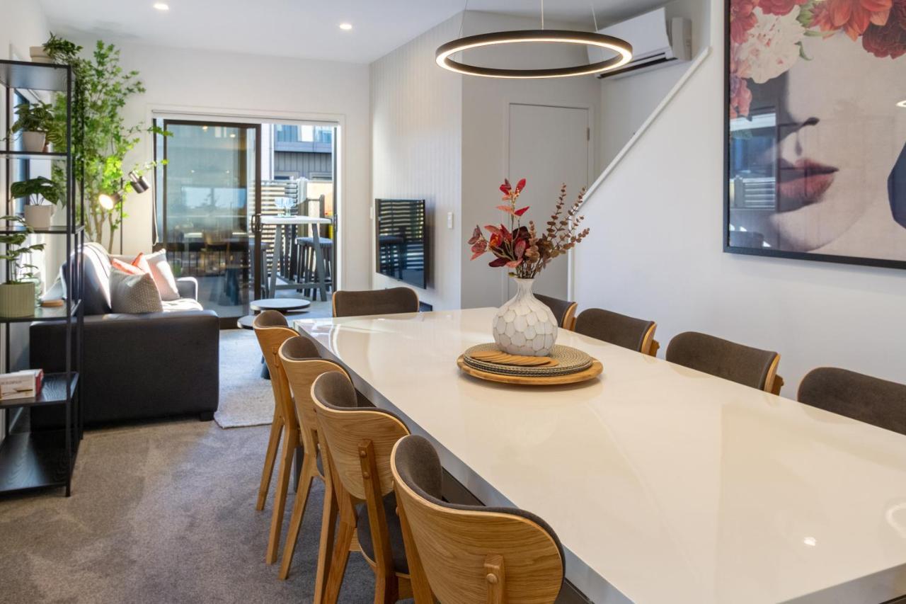 Walk To Riverside Market 4 Bed 4 Bath With Car Park Крайстчърч Екстериор снимка